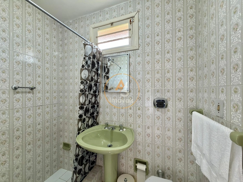 CASA À VENDA EM ATLÂNTIDA  COM DOIS TERRENOS : 30ª foto da galeria de imagens do imóvel