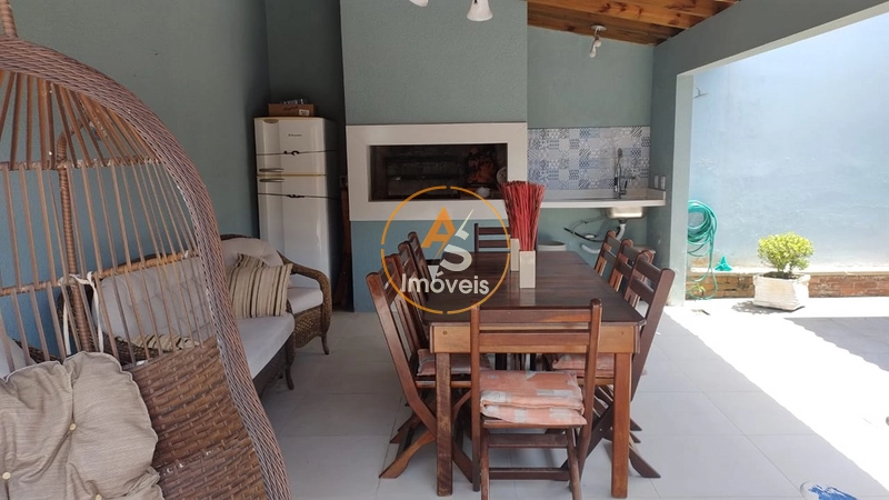 CASA EM ATLÂNTIDA COM 5 DORMITÓRIOS!!!: 2ª foto da galeria de imagens do imóvel