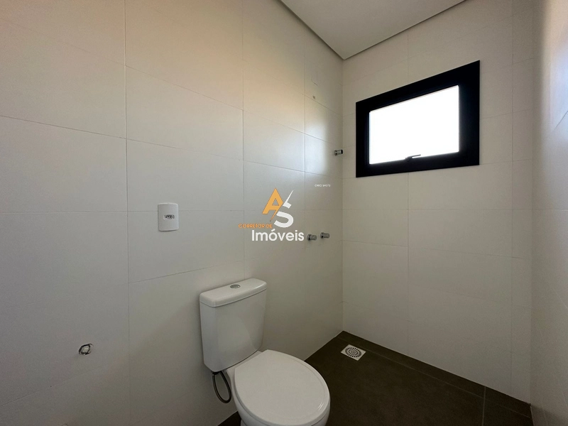 SOBRADO JUNTO AO MAR !: 19ª foto da galeria de imagens do imóvel