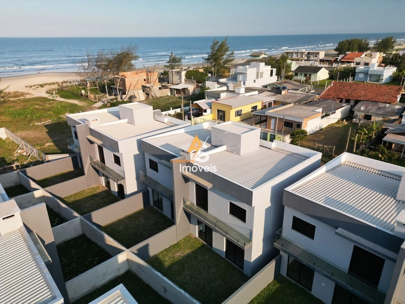 SOBRADO JUNTO AO MAR !: 6ª foto da galeria de imagens do imóvel