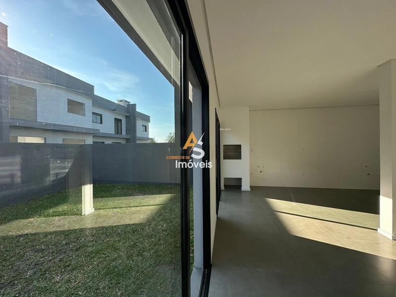 SOBRADO JUNTO AO MAR !: 13ª foto da galeria de imagens do imóvel