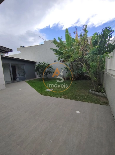 BELÍSSIMA CASA À VENDA EM CAPÃO DA CANOA!⁣!!: 3ª foto da galeria de imagens do imóvel