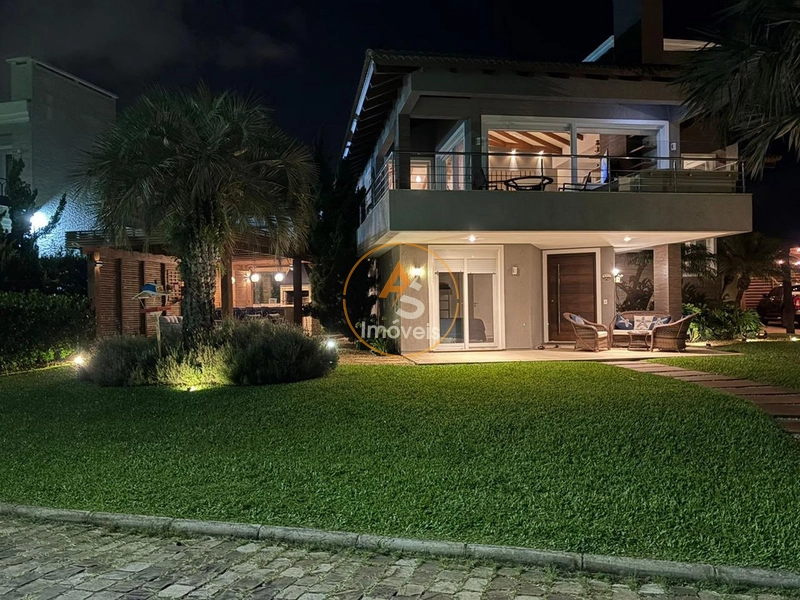  Casa de alto padrão | Frente para a Lagoa | Vista eterna: 7ª foto da galeria de imagens do imóvel