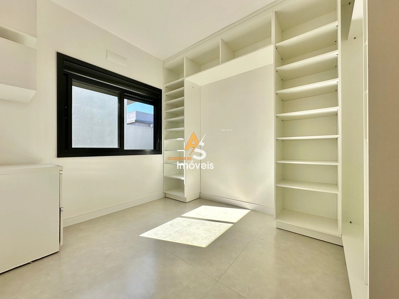 CASA À VENDA NO JARDIM BEIRA MAR, 2 QUADRAS DO MAR: 14ª foto da galeria de imagens do imóvel