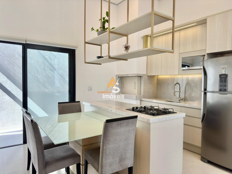 CASA À VENDA NO JARDIM BEIRA MAR, 2 QUADRAS DO MAR: 6ª foto da galeria de imagens do imóvel