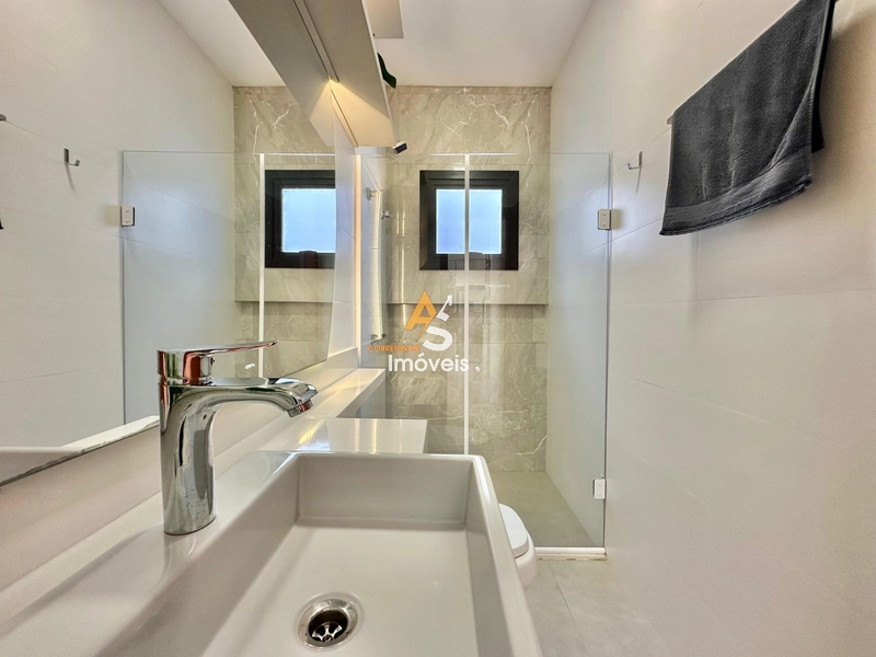 CASA À VENDA NO JARDIM BEIRA MAR, 2 QUADRAS DO MAR: 15ª foto da galeria de imagens do imóvel