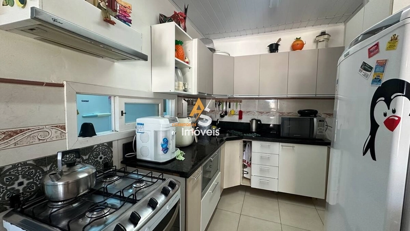 CASA COM PISCINA EM 2 TERRENOS NO ARAÇA: 6ª foto da galeria de imagens do imóvel