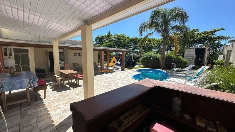 CASA COM PISCINA EM 2 TERRENOS NO ARAÇA: 7ª foto da galeria de imagens do imóvel