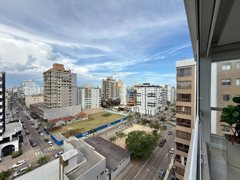 RARIDADE FRENTE PRAÇA : 2ª foto da galeria de imagens do imóvel