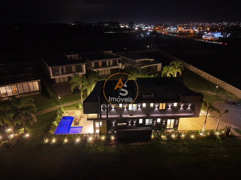 SOBRADO DE LUXO À VENDA EM CAPÃO DA CANOA! 5 SUÍTES • 481 M² • PISCINA • CINEMA: 62ª foto da galeria de imagens do imóvel
