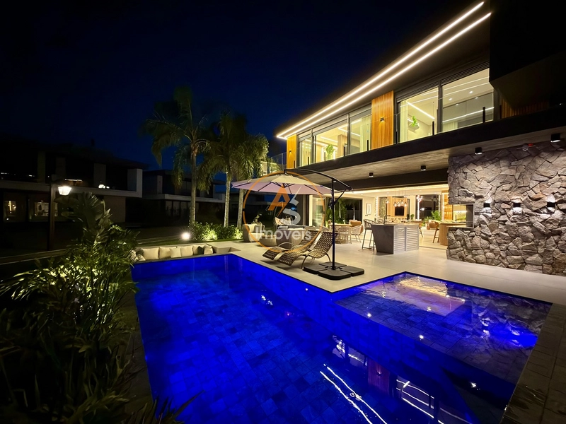 SOBRADO DE LUXO À VENDA EM CAPÃO DA CANOA! 5 SUÍTES • 481 M² • PISCINA • CINEMA: 22ª foto da galeria de imagens do imóvel