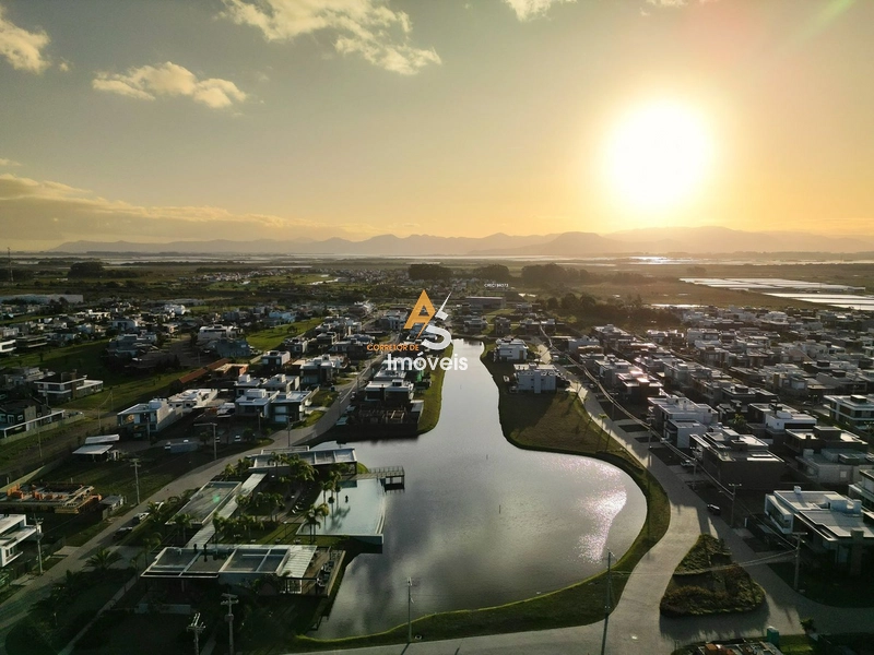 SOBRADO MOBILIADO E DECORADO À VENDA!!! CONDOMÍNIO SUNSET: 43ª foto da galeria de imagens do imóvel