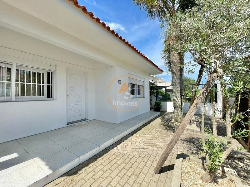 BELÍSSIMA CASA À VENDA EM CAPÃO DA CANOA!⁣!!: 7ª foto da galeria de imagens do imóvel