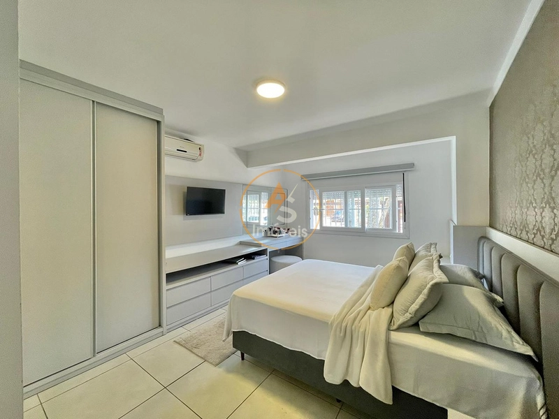 BELÍSSIMA CASA À VENDA EM CAPÃO DA CANOA!⁣!!: 13ª foto da galeria de imagens do imóvel