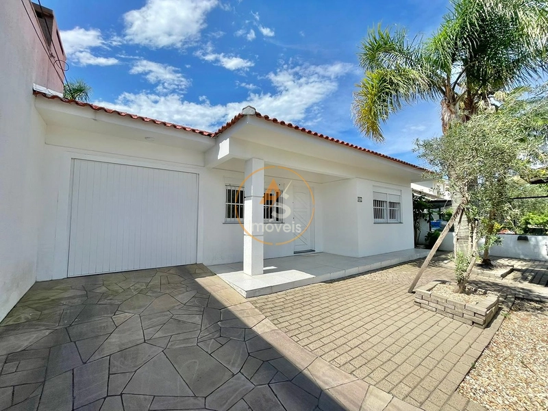 BELÍSSIMA CASA À VENDA EM CAPÃO DA CANOA!⁣!!: 34ª foto da galeria de imagens do imóvel