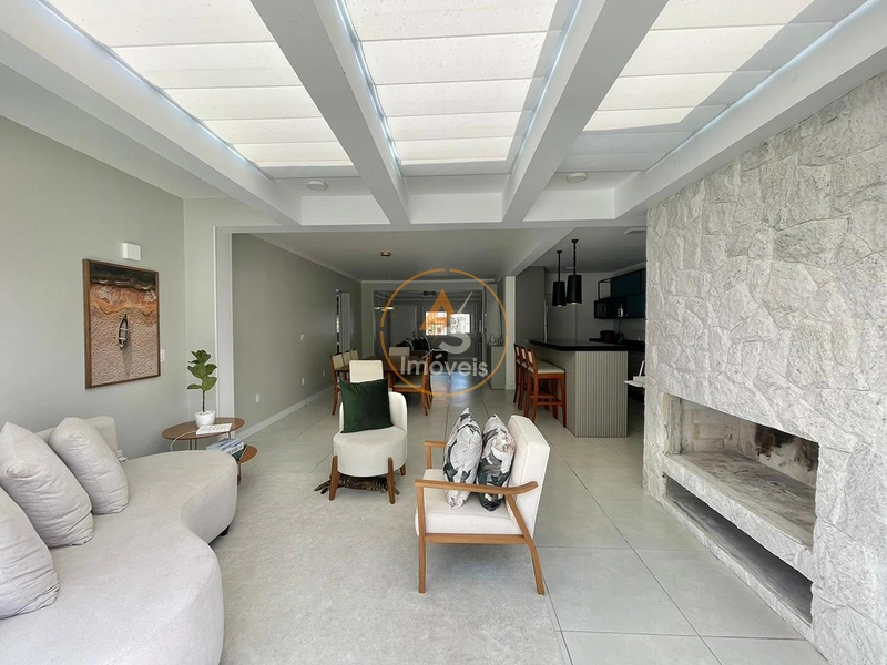 BELÍSSIMA CASA À VENDA EM CAPÃO DA CANOA!⁣!!: 32ª foto da galeria de imagens do imóvel