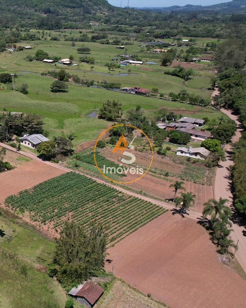 VENDE-SE CHÁCARA EM TRÊS FORQUILHAS: 16ª foto da galeria de imagens do imóvel