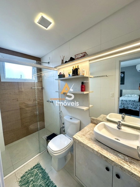 APARTAMENTO COM 2 SUÍTES FINAMENTE MOBILIADO E DECORADO!!!: 1ª foto da galeria de imagens do imóvel