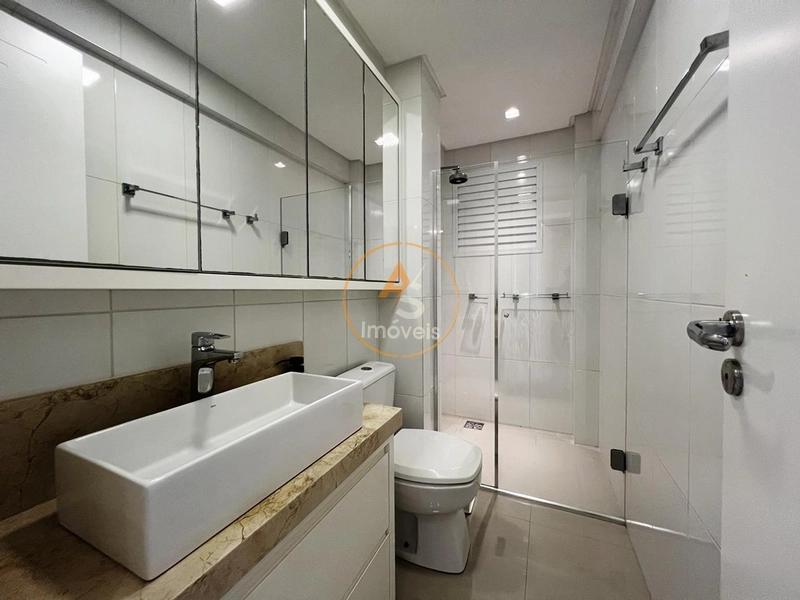 APARTAMENTO À VENDA COM VISTA PARA A PRAÇA TIARAJU: 2ª foto da galeria de imagens do imóvel