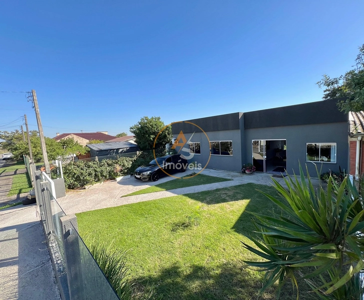 CASA DE 3 DORMITÓRIOS NO CENTRO DE XANGRI-LÁ: 2ª foto da galeria de imagens do imóvel