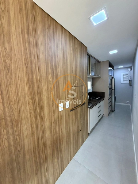 EXCELENTE APARTAMENTO DE 2 DORMITÓRIOS FINAMENTE MOBILIADO E DECORADO EM CAPÃO DA CANOA!!!: 2ª foto da galeria de imagens do imóvel