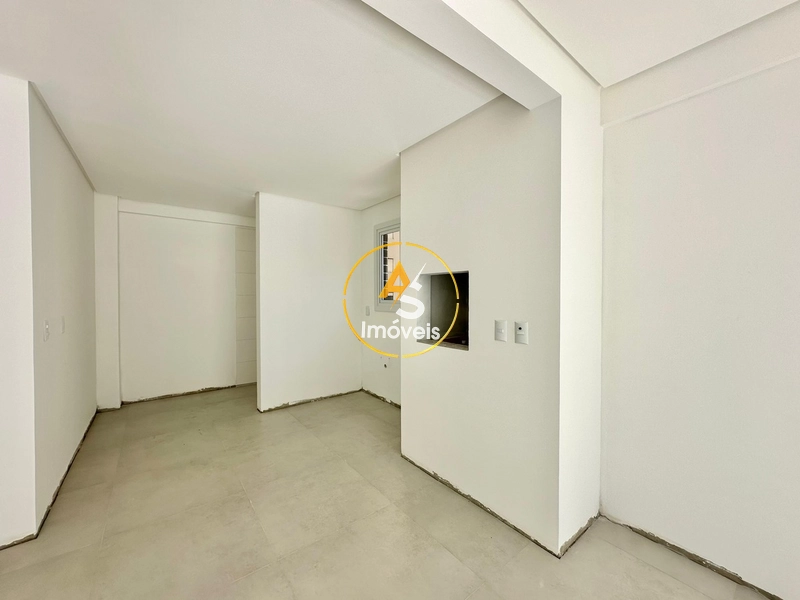 APARTAMENTO AMPLO COM SACADA DE FRENTE, JUNTO AO MAR: 6ª foto da galeria de imagens do imóvel