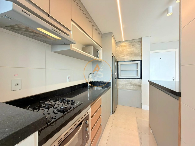 APARTAMENTO À VENDA NO CENTRO VISTA PARA MAR E PRAÇA - MOBILIADO E DECORADO: 10ª foto da galeria de imagens do imóvel