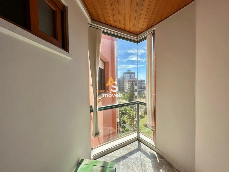 APTO À VENDA  DE FRENTE PARA PRAÇA E COM UMA LINDA VISTA P/ O MAR: 17ª foto da galeria de imagens do imóvel