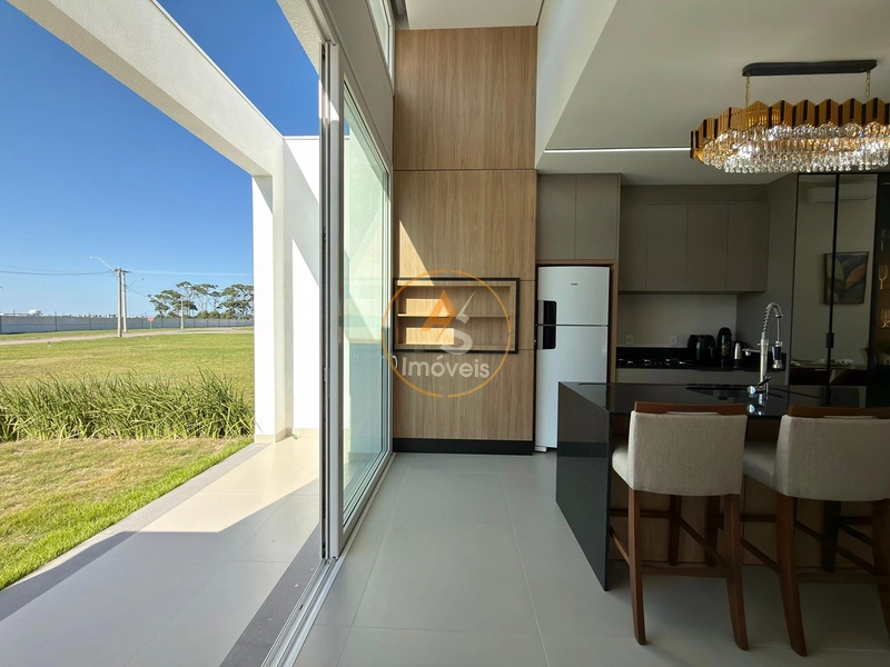 BELÍSSIMA CASA À VENDA EM CAPÃO DA CANOA!⁣ : 16ª foto da galeria de imagens do imóvel