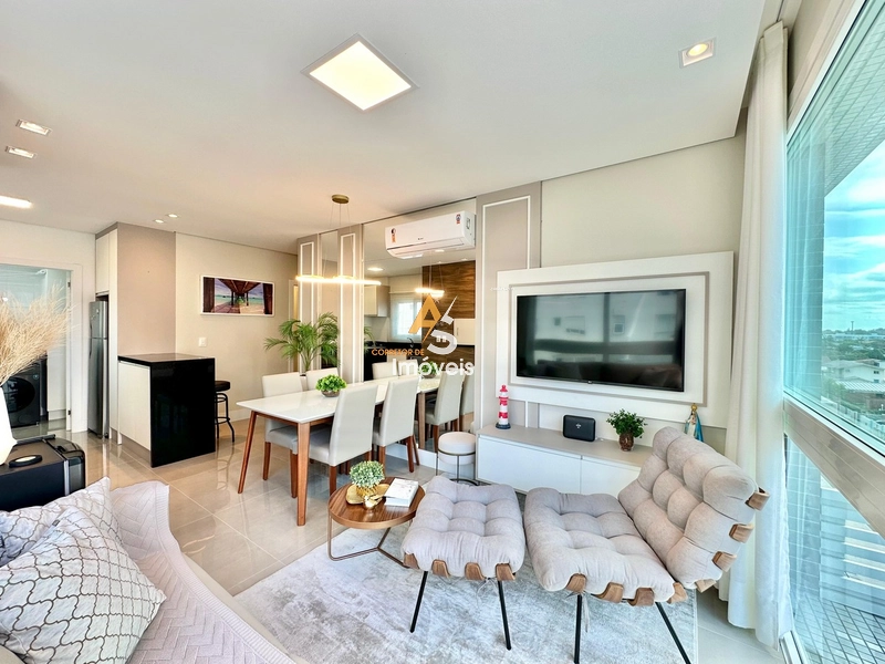 APARTAMENTO À VENDA C/ SACADA DE FRENTE: 1ª foto da galeria de imagens do imóvel