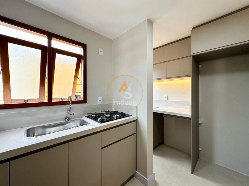 APARTAMENTO À VENDA! NO CORAÇÃO DA CIDADE!!  TODO REFORMADO: 7ª foto da galeria de imagens do imóvel