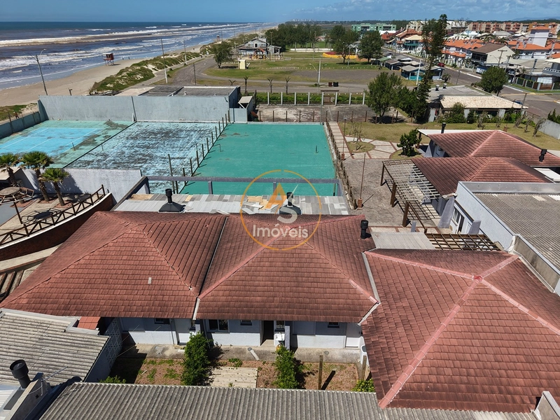 CASA À VENDA EM CAPÃO NOVO! BEIRA-MAR • MOBILIADA • PÁTIO PRIVATIVO: 6ª foto da galeria de imagens do imóvel