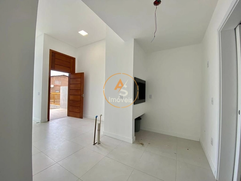 CASA À VENDA EM CAPAO DA CANOA!: 2ª foto da galeria de imagens do imóvel