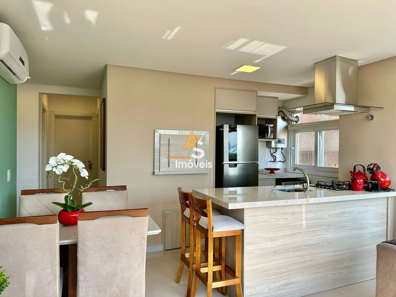 APARTAMENTO COM SACADA DE FRENTE, JUNTO AO MAR: 2ª foto da galeria de imagens do imóvel