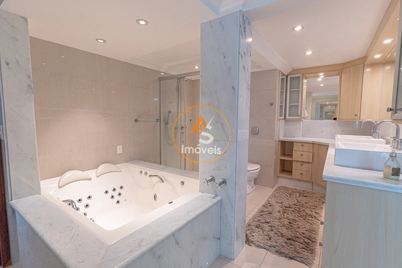 APARTAMENTO FRENTE MAR – ANDAR INTEIRO | MOBILIADO: 38ª foto da galeria de imagens do imóvel