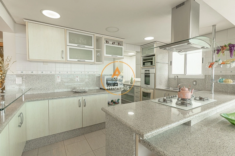 APARTAMENTO FRENTE MAR – ANDAR INTEIRO | MOBILIADO: 11ª foto da galeria de imagens do imóvel