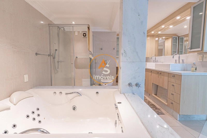 APARTAMENTO FRENTE MAR – ANDAR INTEIRO | MOBILIADO: 34ª foto da galeria de imagens do imóvel