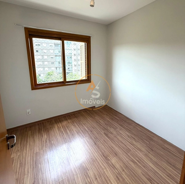 APTO DE 3 DORMITÓRIOS COM 1 SUÍTE MASTER EM PORTO ALEGRE!!!: 5ª foto da galeria de imagens do imóvel