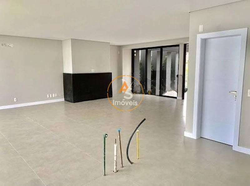 SOBRADO COM 4 SUÍTES EM XANGRI-LÁ!!!: 8ª foto da galeria de imagens do imóvel