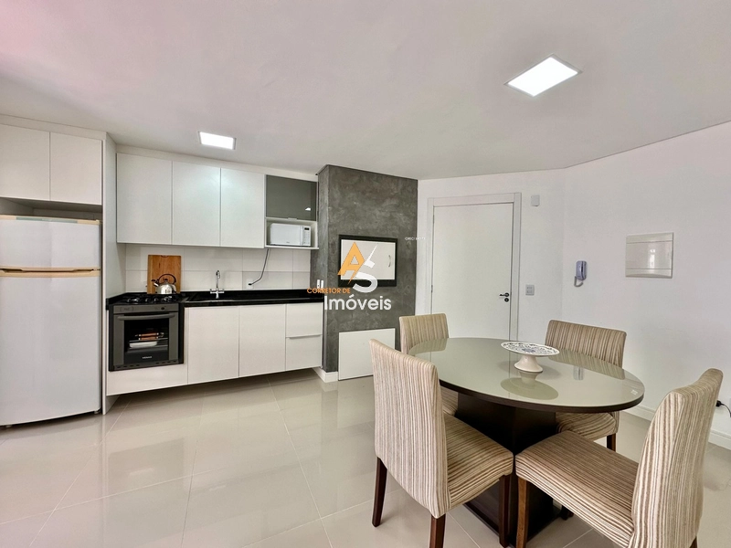 APARTAMENTO À VENDA  PRÓXIMO AO MAR: 1ª foto da galeria de imagens do imóvel