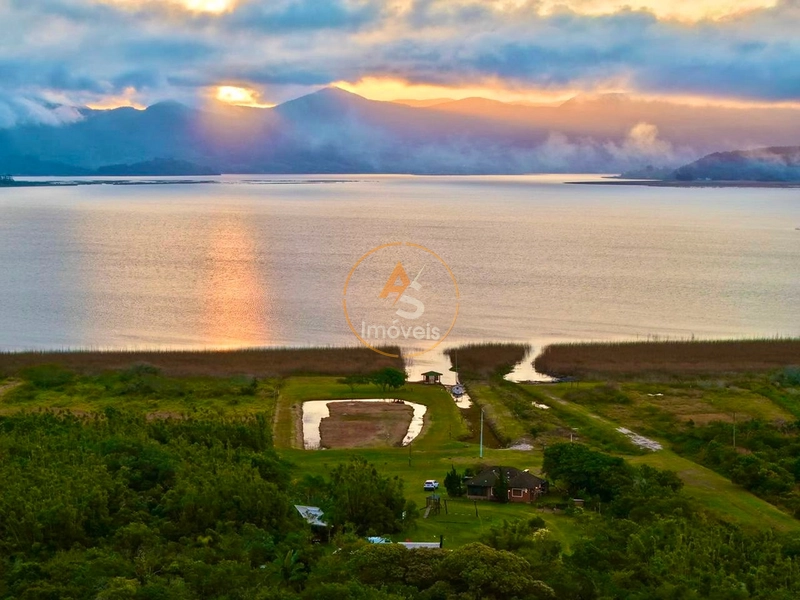 SITIO A BEIRA DA LAGOA!!: 4ª foto da galeria de imagens do imóvel