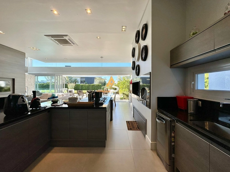 ENSEADA LAGOS  CASA À VENDA !!!: 10ª foto da galeria de imagens do imóvel