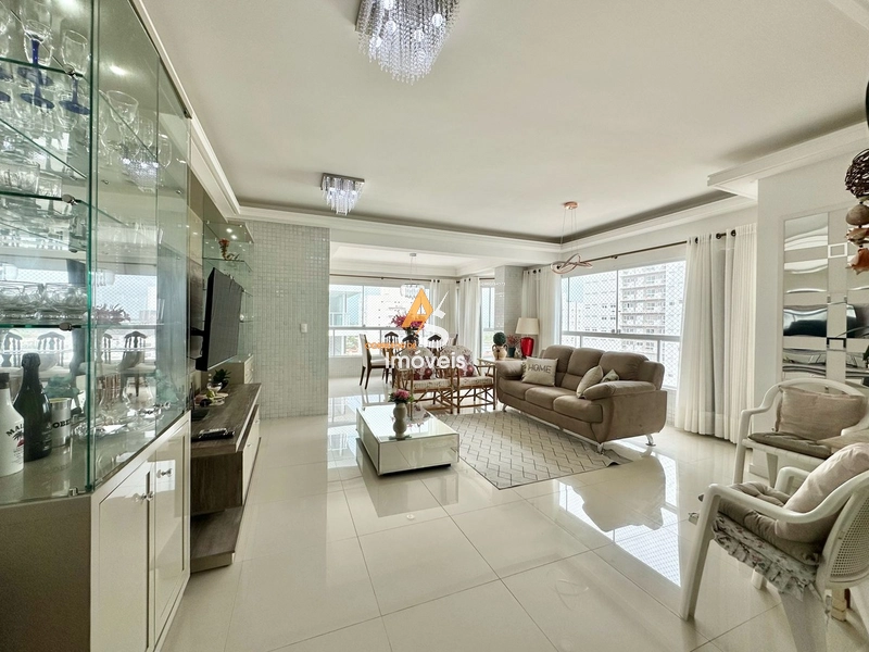 VENDO APARTAMENTO DE ESQUINA: 6ª foto da galeria de imagens do imóvel