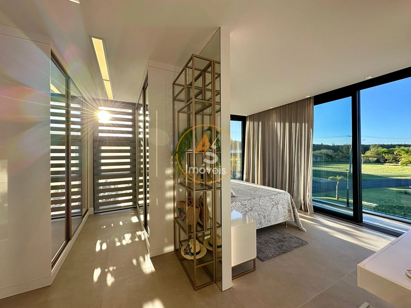 CASA DE ALTO PADRÃO À VENDA EM CAPÃO DA CANOA! 5 SUÍTES • PISCINA BORDA INFINITA • VISTA LAGO: 30ª foto da galeria de imagens do imóvel