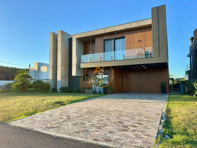 CASA DE ALTO PADRÃO À VENDA EM CAPÃO DA CANOA! 5 SUÍTES • PISCINA BORDA INFINITA • VISTA LAGO: 47ª foto da galeria de imagens do imóvel