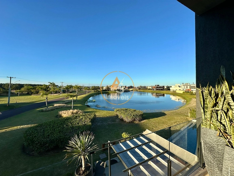CASA DE ALTO PADRÃO À VENDA EM CAPÃO DA CANOA! 5 SUÍTES • PISCINA BORDA INFINITA • VISTA LAGO: 33ª foto da galeria de imagens do imóvel