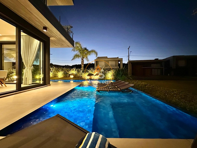 CASA DE ALTO PADRÃO À VENDA EM CAPÃO DA CANOA! 5 SUÍTES • PISCINA BORDA INFINITA • VISTA LAGO: 69ª foto da galeria de imagens do imóvel