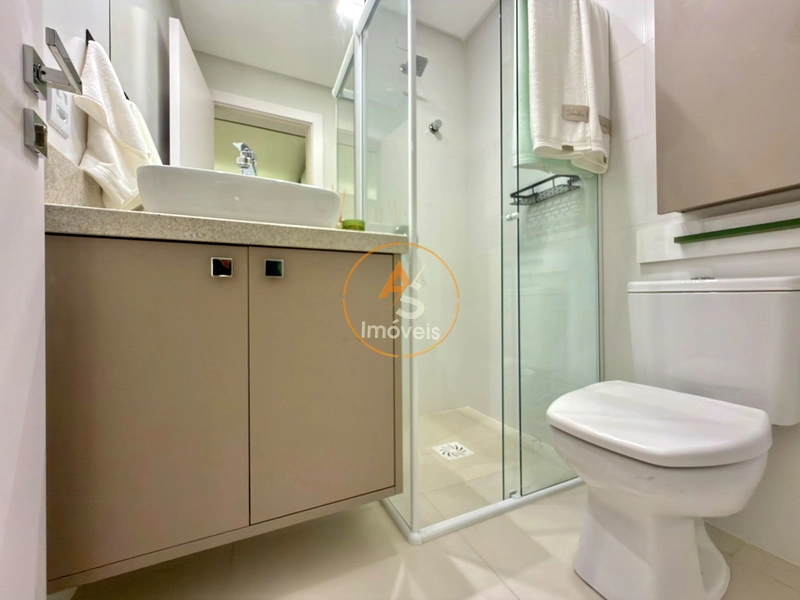 APARTAMENTO À VENDA EM CAPÃO DA CANOA! 3 SUÍTES • MOBILIADO E DECORADO • 3 VAGAS: 29ª foto da galeria de imagens do imóvel