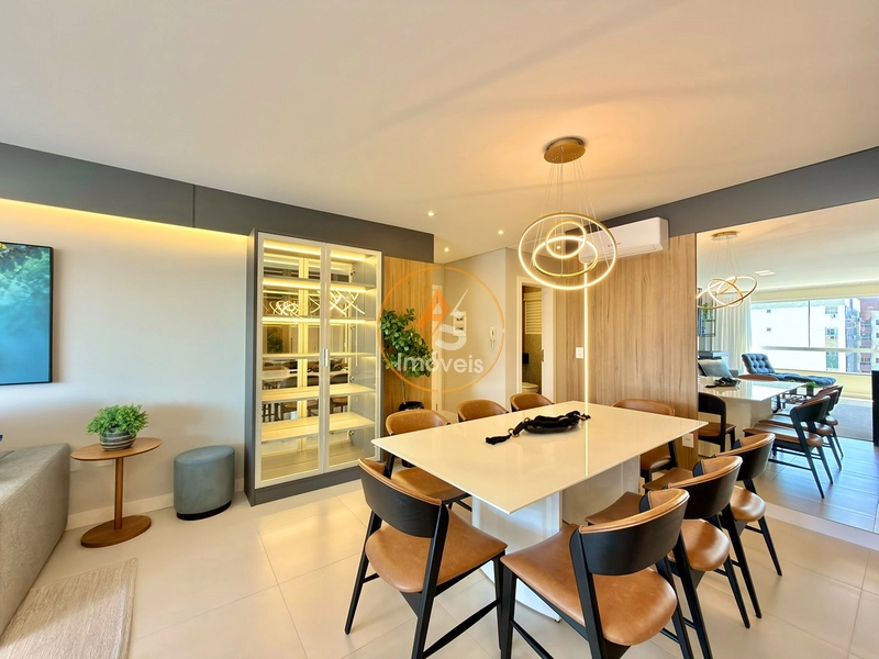 APARTAMENTO À VENDA EM CAPÃO DA CANOA! 3 SUÍTES • MOBILIADO E DECORADO • 3 VAGAS: 9ª foto da galeria de imagens do imóvel