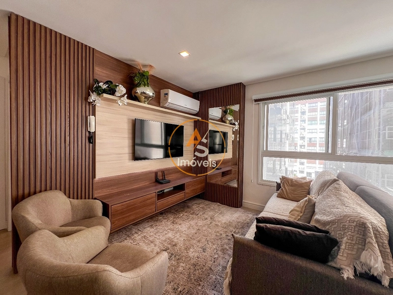 APTO DE 2 DORMITÓRIOS FINAMENTE MOBILIADO E DECORADO!!!: 1ª foto da galeria de imagens do imóvel